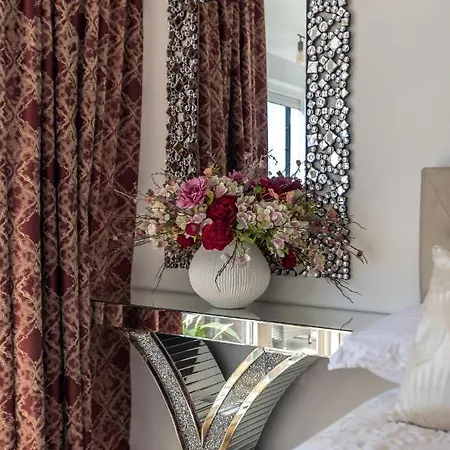 Desert Rose Апартаменти